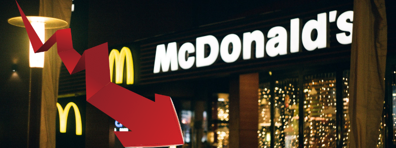 McDonald's poklesl zisk, zčásti kvůli Rusku