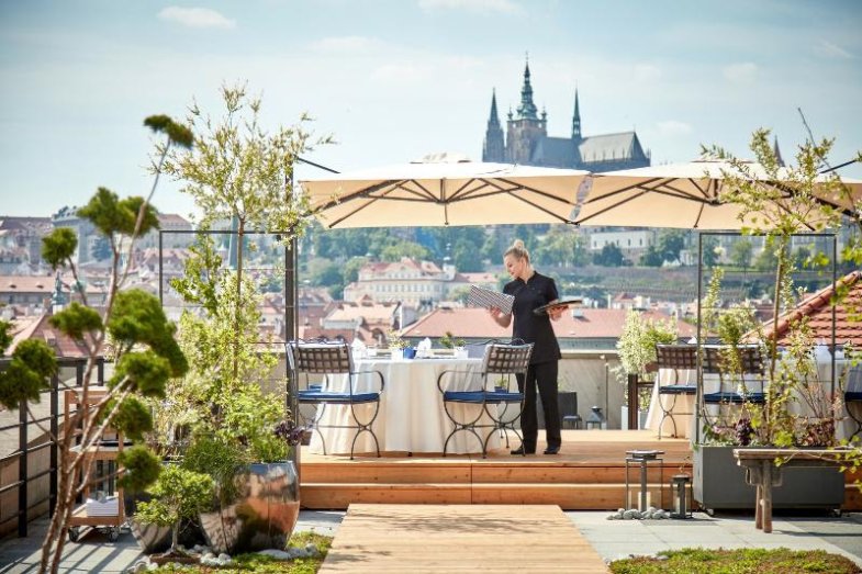 Letní vibe ve Four Seasons Hotel Prague