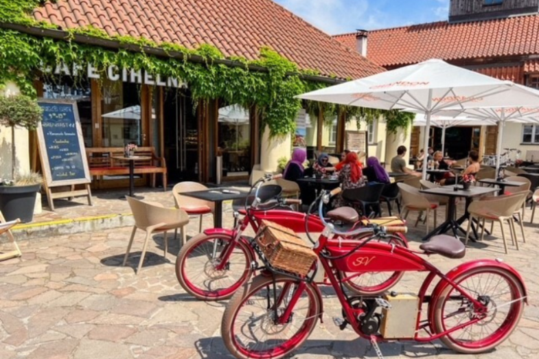 Restaurace BRICK’S na břehu Vltavy na Malé Straně je vyhledávaným místem vysoké gastronomie šéfkuchaře Pavla Sapíka, foto Restaurace BRICK'S