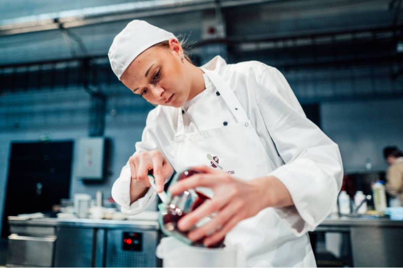 Na Gastro Junior Bidfood Cup bodovaly cukrářky z Roudnice, zdroj: AKC ČR