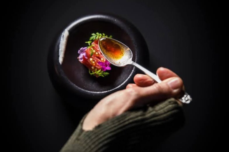 Dominique Crenn: Das Leben auf drei Sternen, foto: Facebook Atelier Crenn.png Dominique Crenn: Das Leben auf drei Sternen, foto: Facebook Atelier Crenn